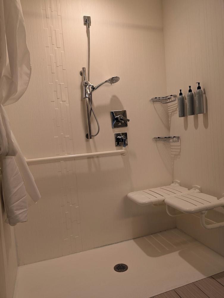 Courtyard by Marriott Albany Clifton Park photo 34