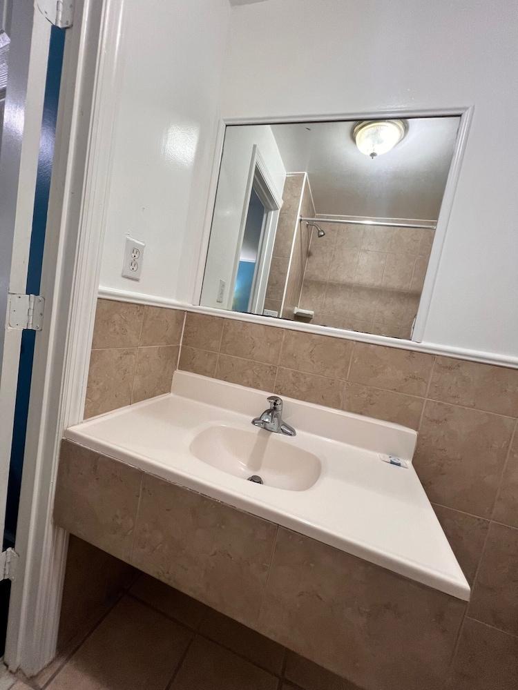 BUDGET INN photo 5