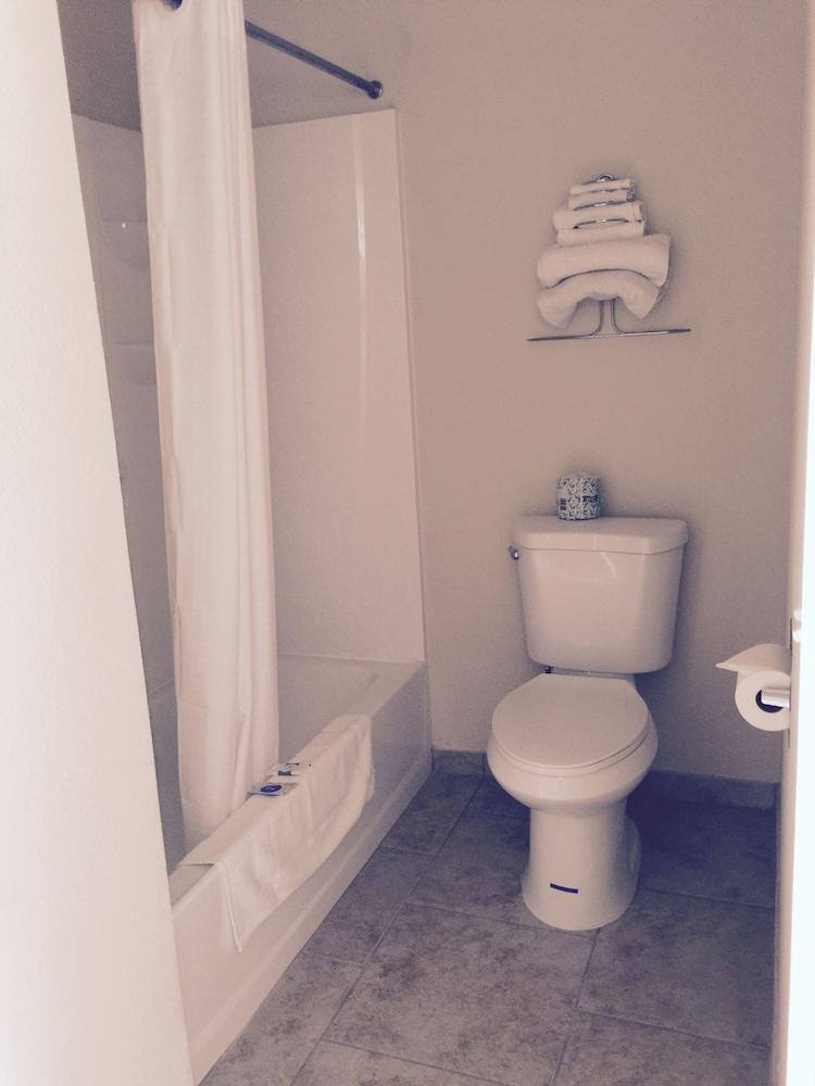 Rodeway Inn Hermiston - Umatilla photo 24