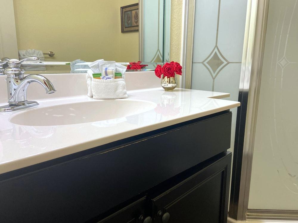 30A Inn & Suites photo 47