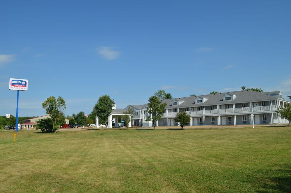 Madison Inn Lodge photo 19