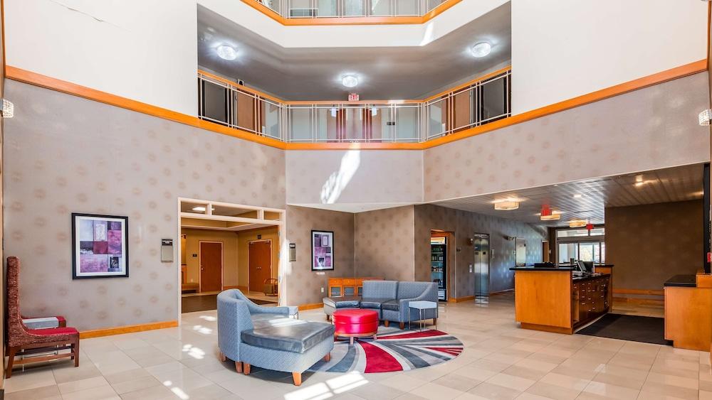 Best Western Plus Rose City Conference Center Inn photo 2