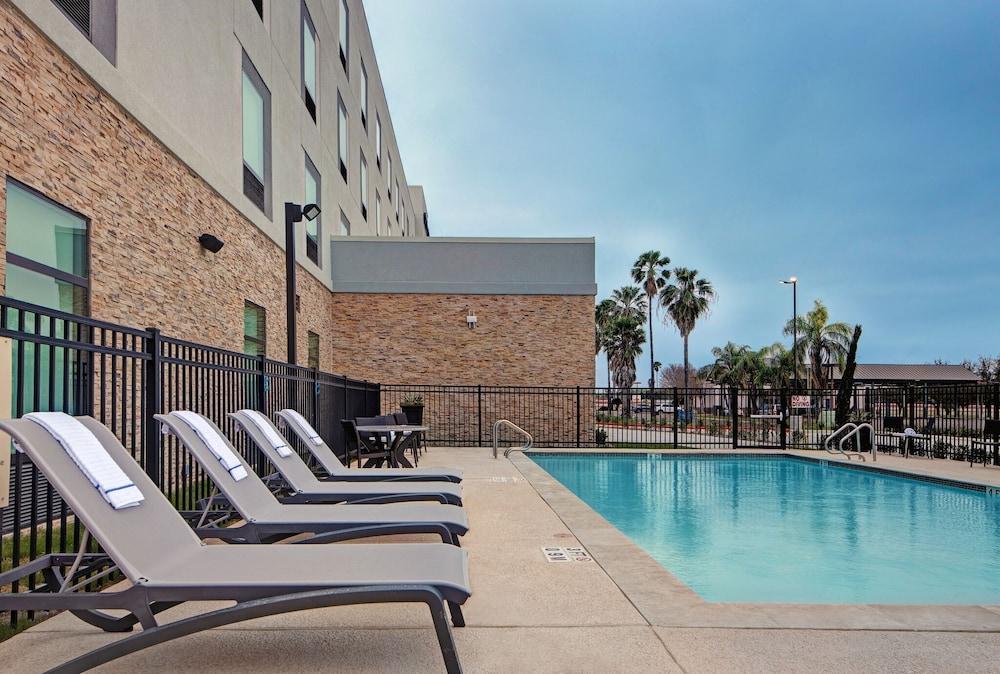 Hampton Inn Weslaco photo 19
