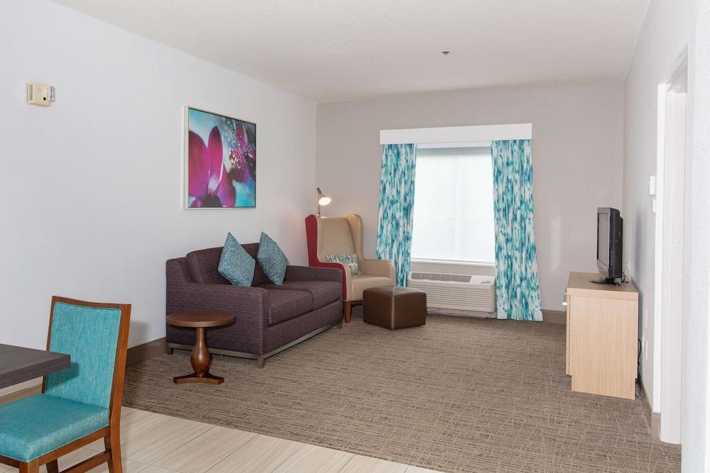 Hilton Garden Inn Jacksonville Airport photo 38