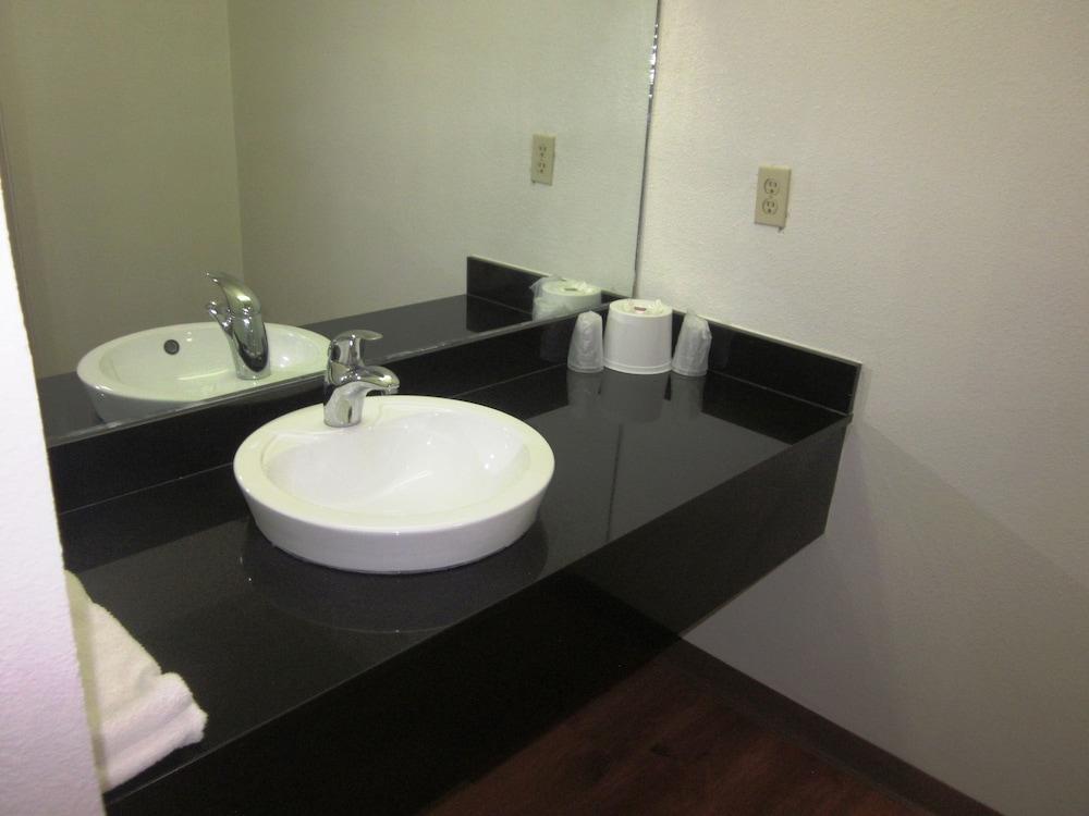 Motel 6 Bells, TN - Brownsville photo 21