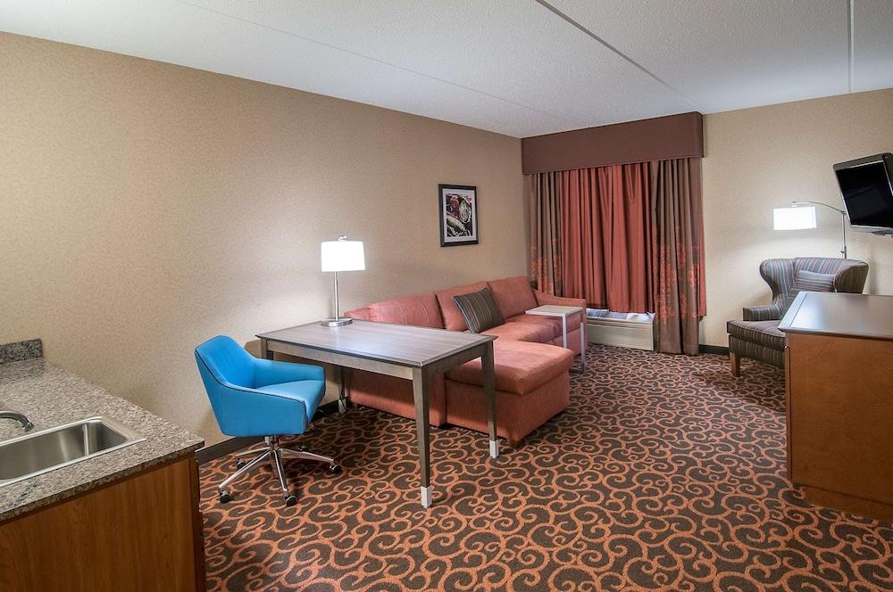 Hampton Inn Deadwood at Tin Lizzie Gaming Resort photo 22