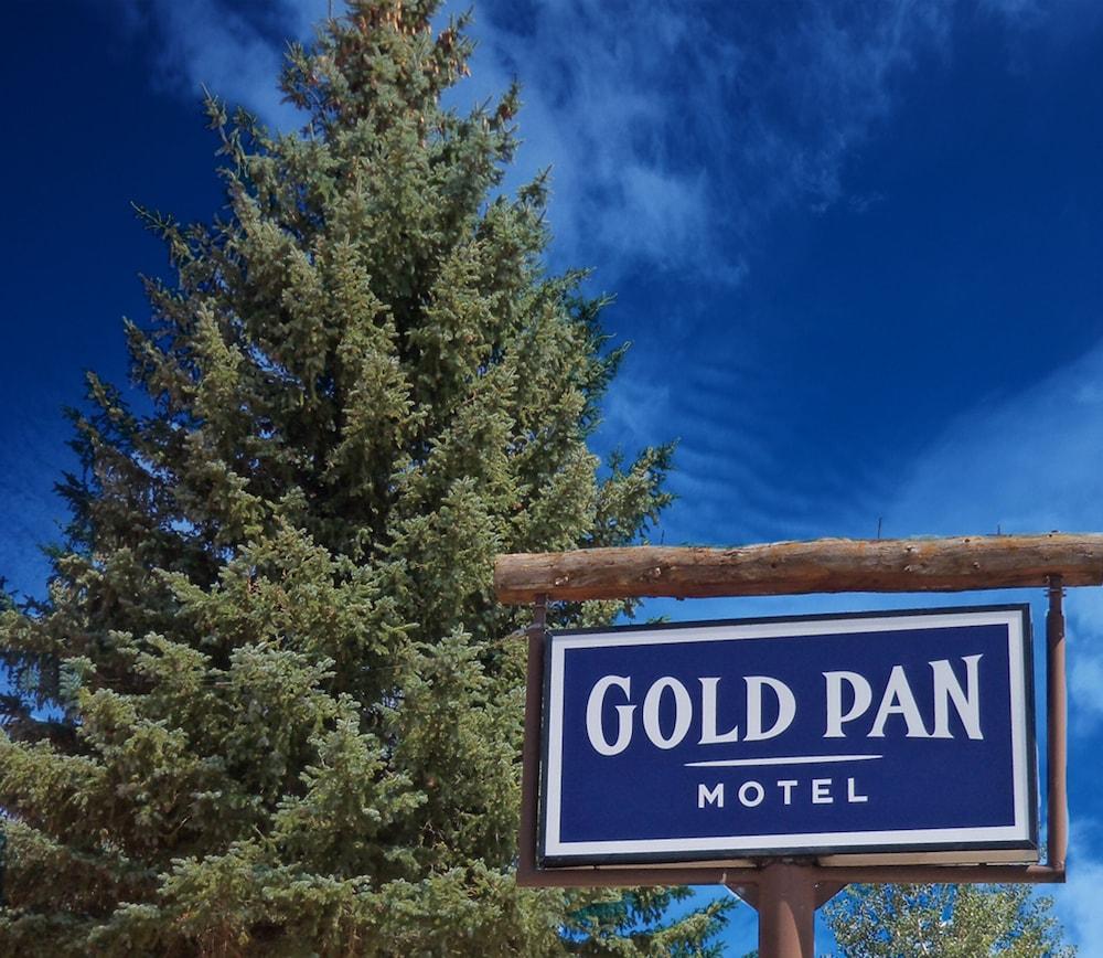 The Gold Pan Motel photo 15