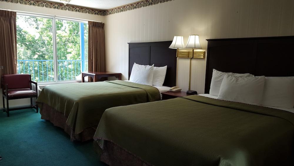 Ozarka Lodge photo 11
