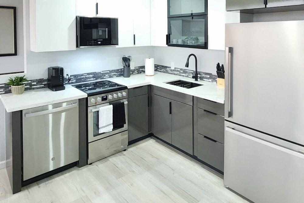 Reese Tower photo 41