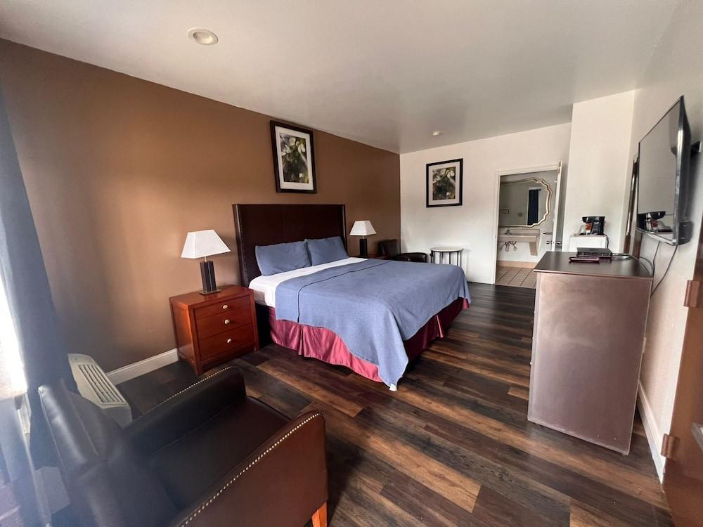 Budget Inn By OYO San Augustine photo 13