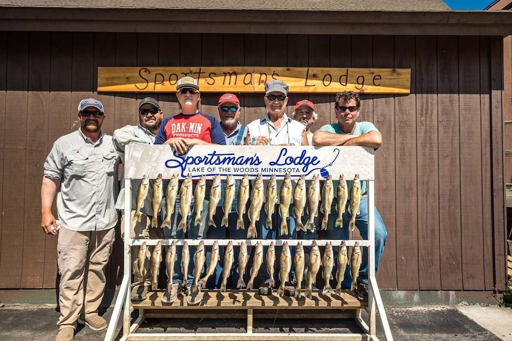 Sportsman's Lodge photo 48