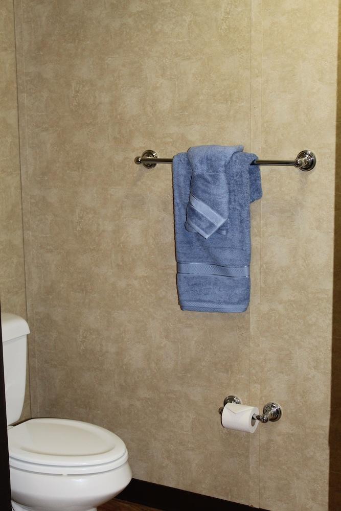 Target Hospitality-Pecos South Lodge photo 14