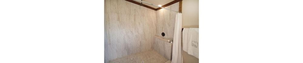 The Winchester Lodge photo 75