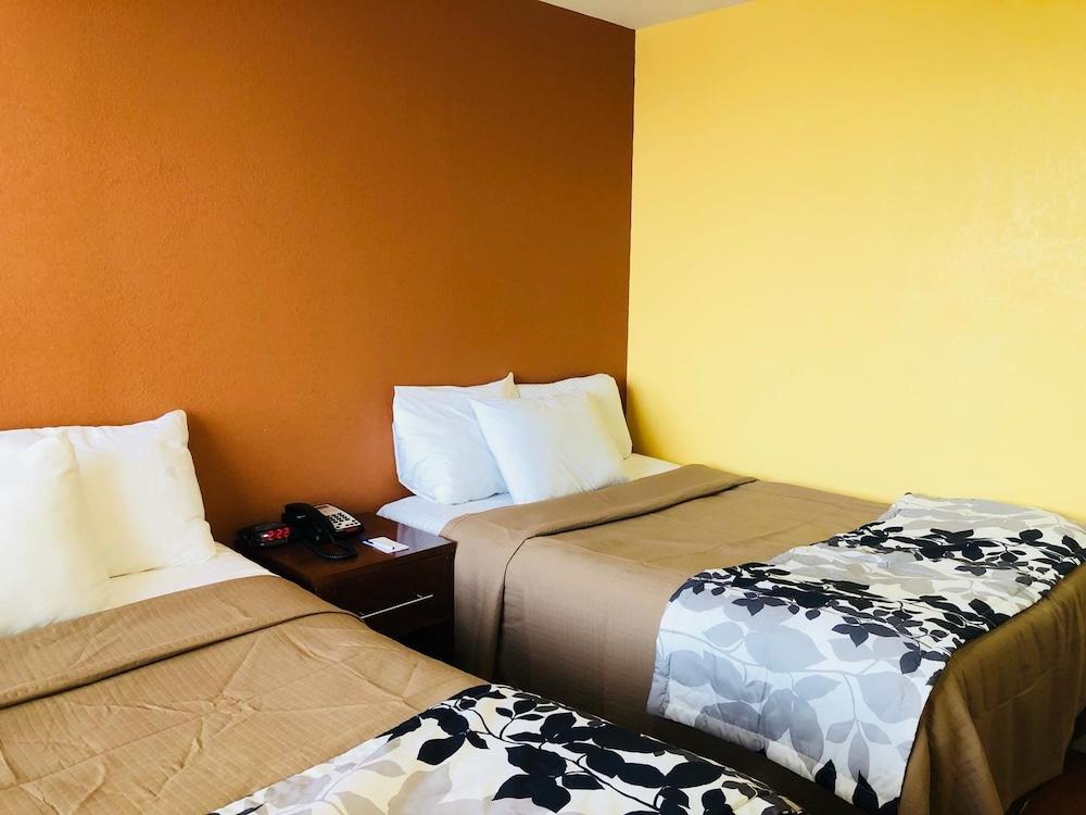 The Vue Hotel Express photo 2
