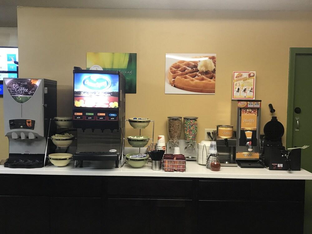Quality Inn Vincennes photo 15