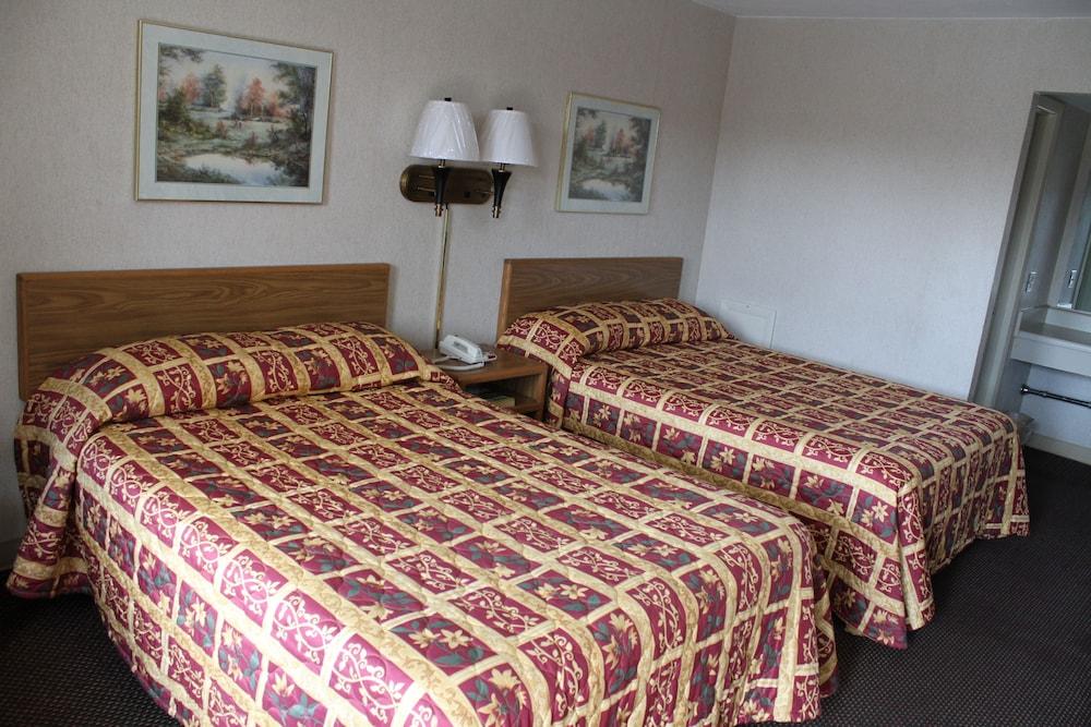Budget Host Inn Bristol photo 44