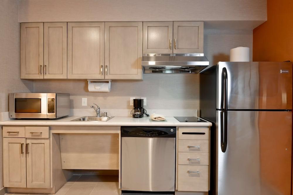 Homewood Suites by Hilton Anaheim Resort – Convention Center photo 21