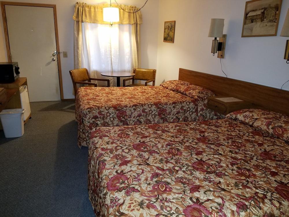 Moorcourt Motel photo 22
