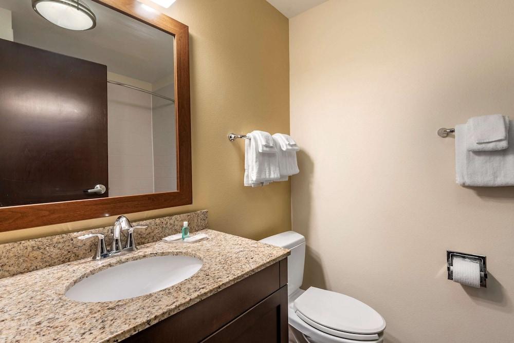 MainStay Suites Moab near Arches National Park photo 32