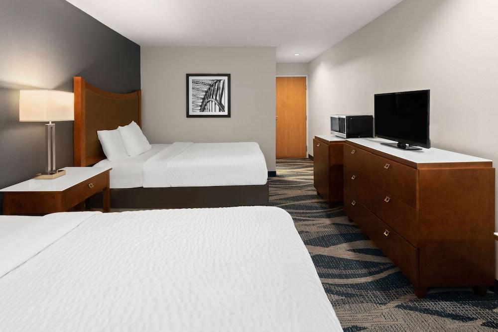 Americas Best Value Inn & Suites Racine photo 20