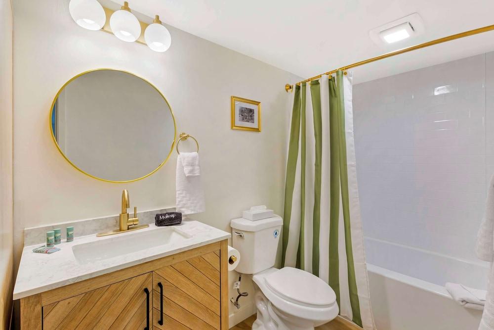 The Kennedy Tucson, SureStay Collection by Best Western photo 16