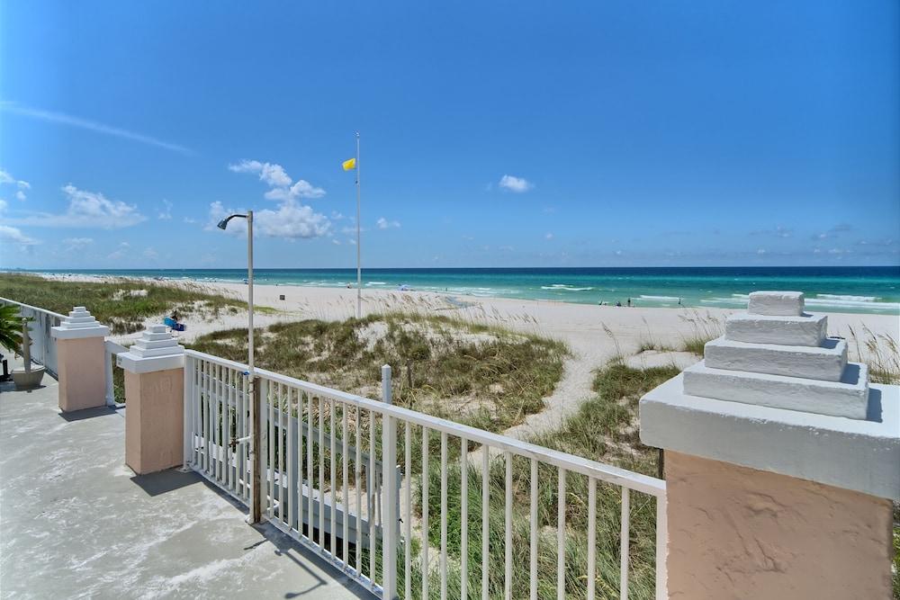Pineapple Villas on Laguna Beach photo 95