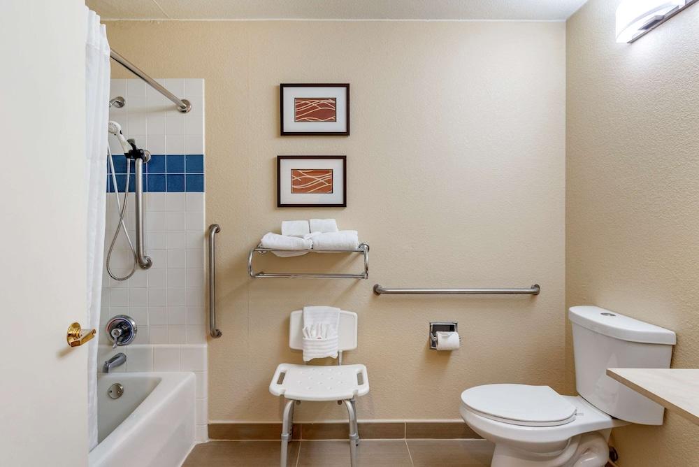 Comfort Inn & Suites Klamath Falls photo 34