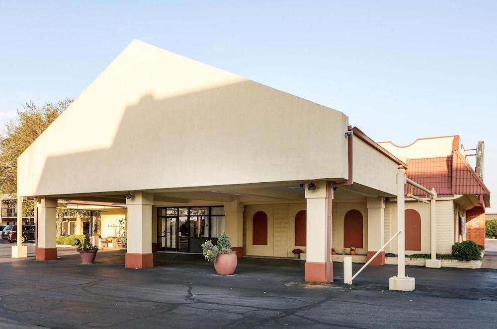 Quality Inn Blytheville photo 26