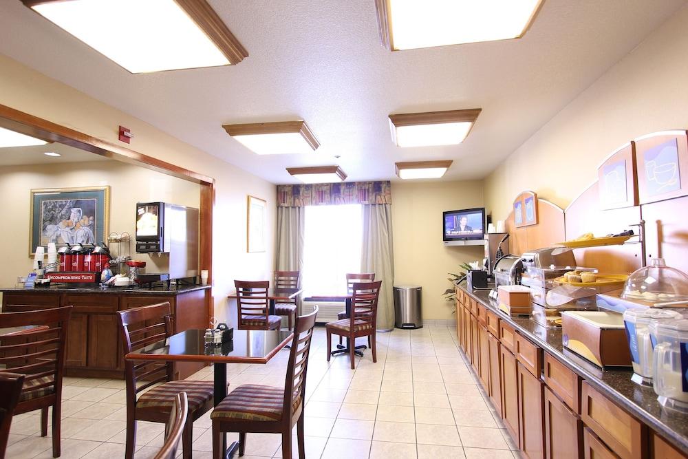 Best Western Plus Twin View Inn & Suites photo 45