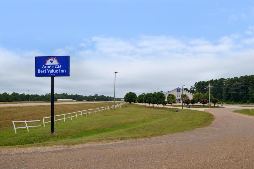 Americas Best Value Inn Smackover photo 20