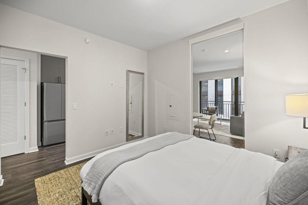 Placemakr Cathedral Heights photo 74
