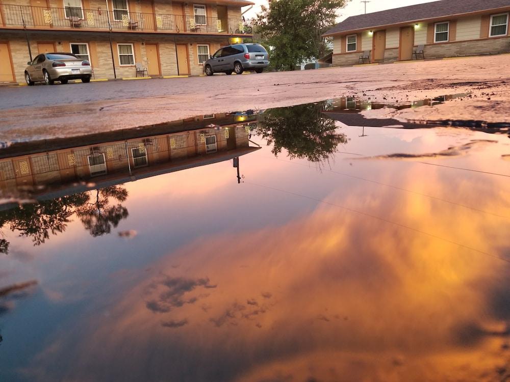 Parkview Motel photo 6