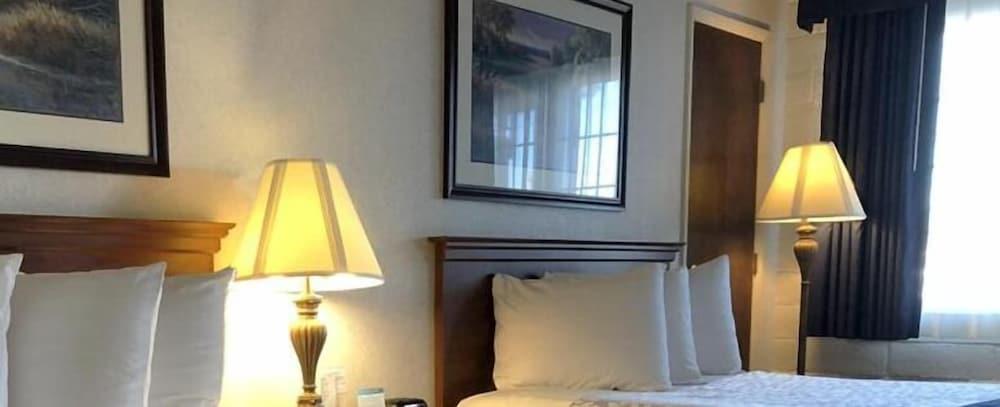 Trailside Inn photo 12