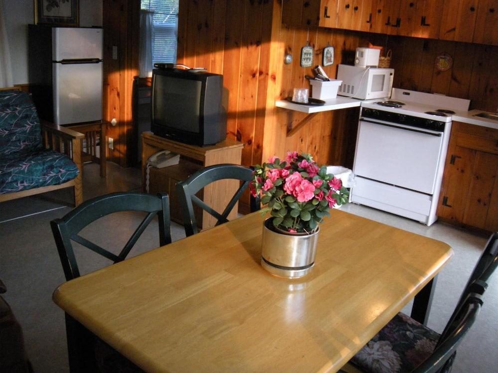 Bass River Motel photo 15