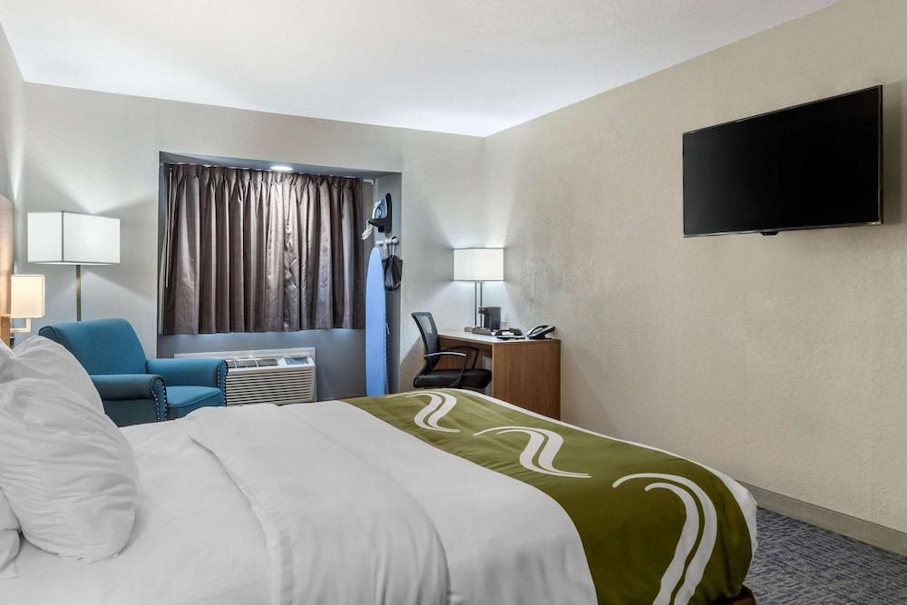 Days Inn by Wyndham San Antonio Downtown photo 15
