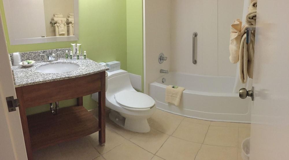 The Barclay Towers Resort Hotel photo 26