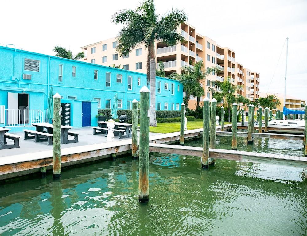 The Bayside Inn & Marina photo 67