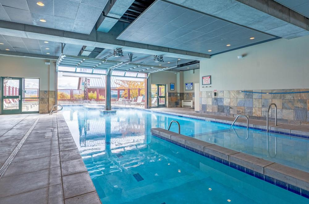 Newpark Resort photo 44