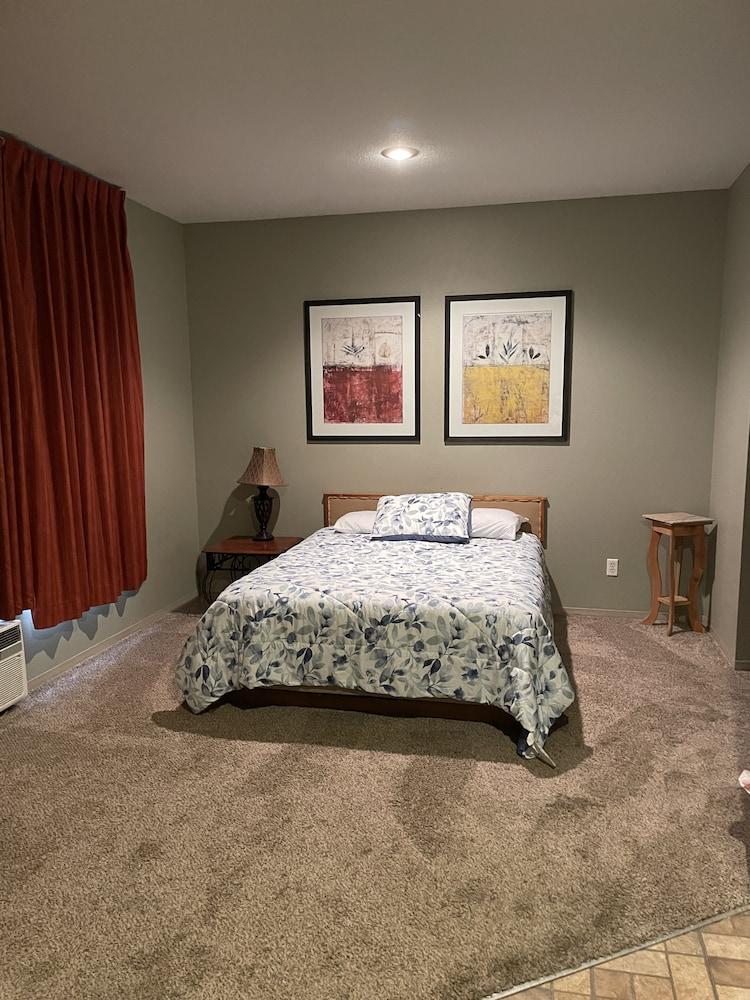 The Ranch Suites photo 36