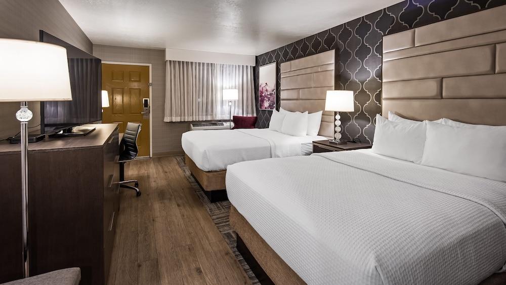 Abbey Inn photo 20
