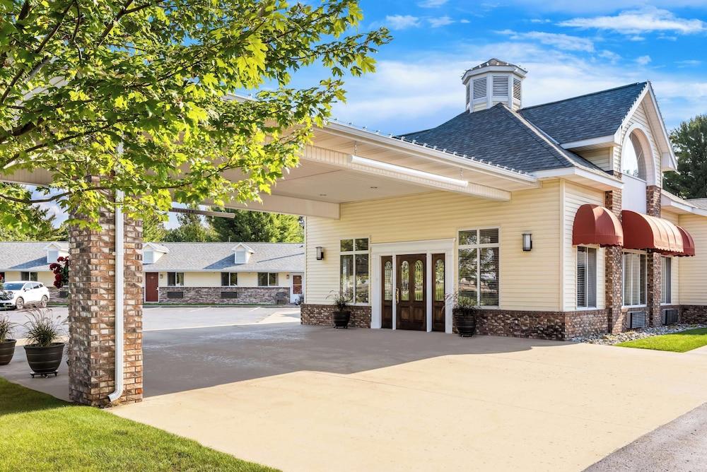 Best Western of Harbor Springs photo 47
