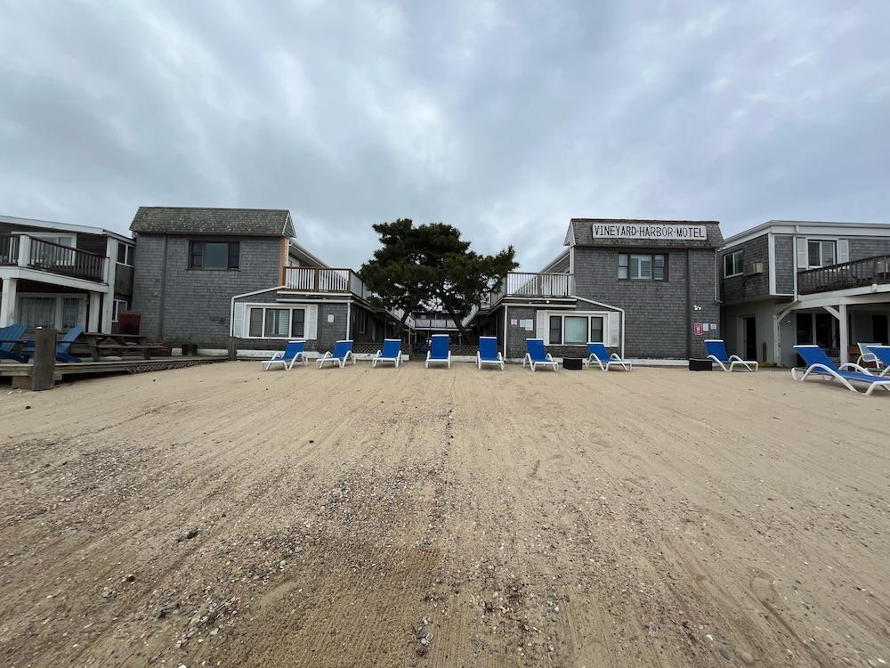 Vineyard Harbor Motel - Private Beach photo 24