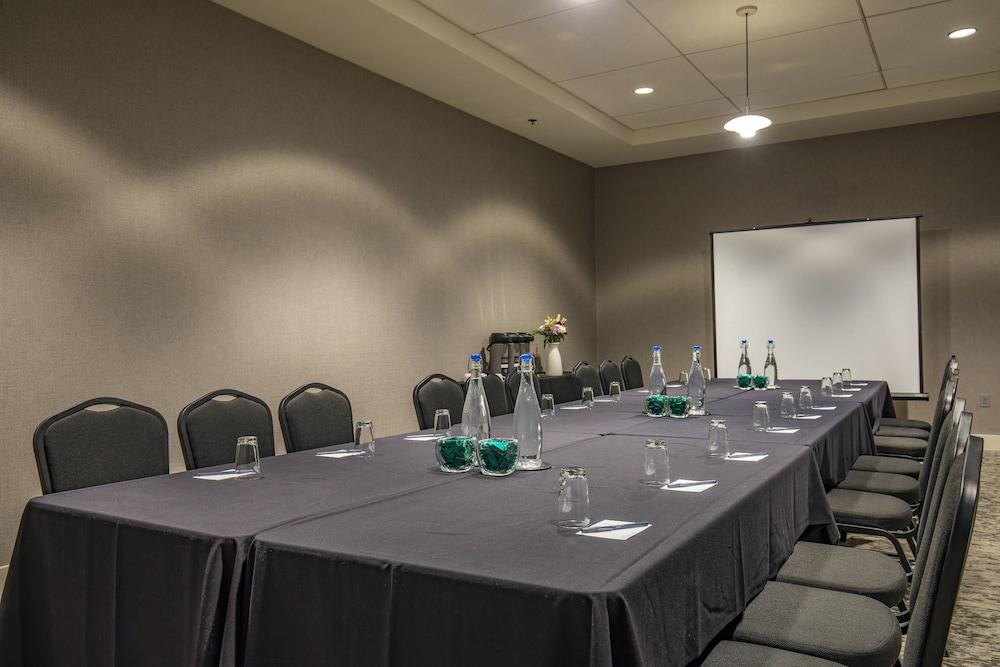 Springhill Suites by Marriott Chicago Downtown/ River North photo 30