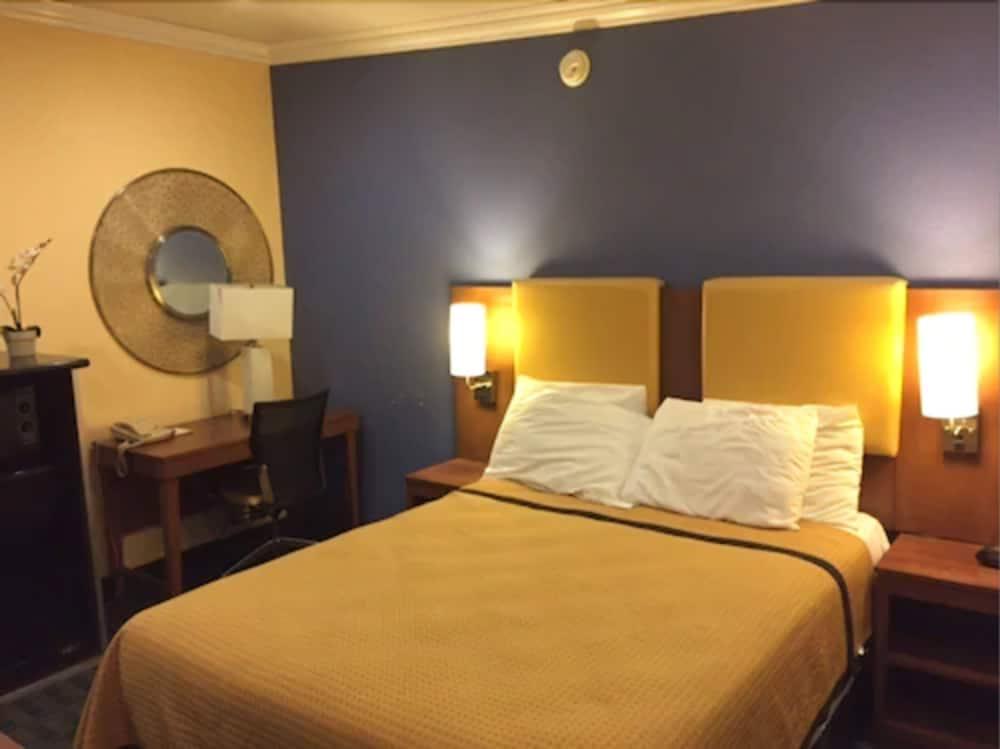 Days Inn by Wyndham San Francisco - Lombard photo 9
