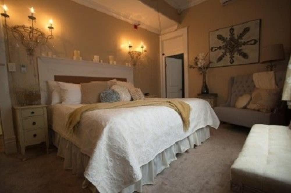 Hamilton House Inn photo 7