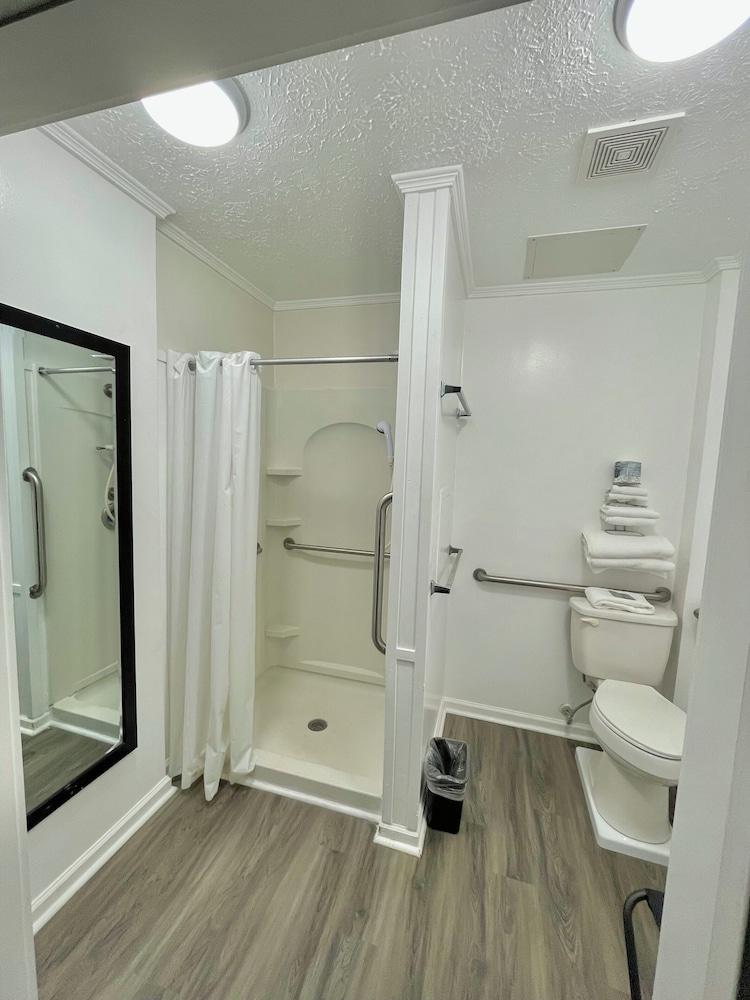 Ocean Crest Motel photo 23