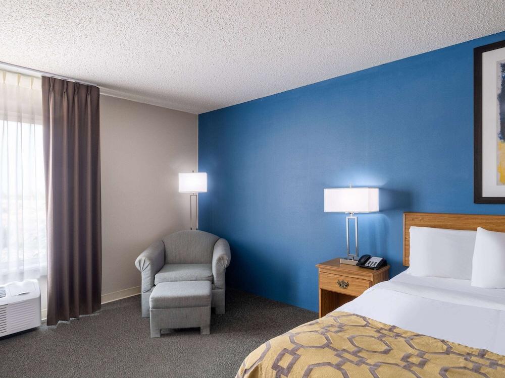 Baymont by Wyndham Limon photo 37