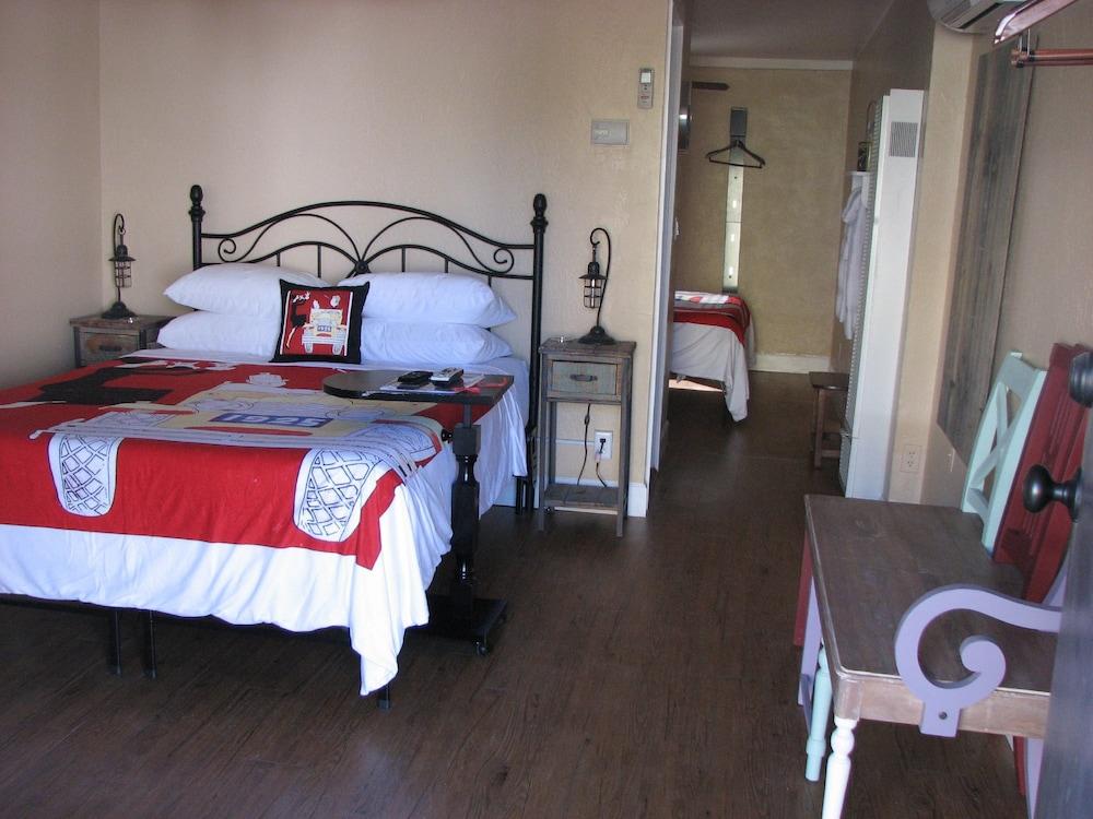 Cottonwood Hotel photo 51