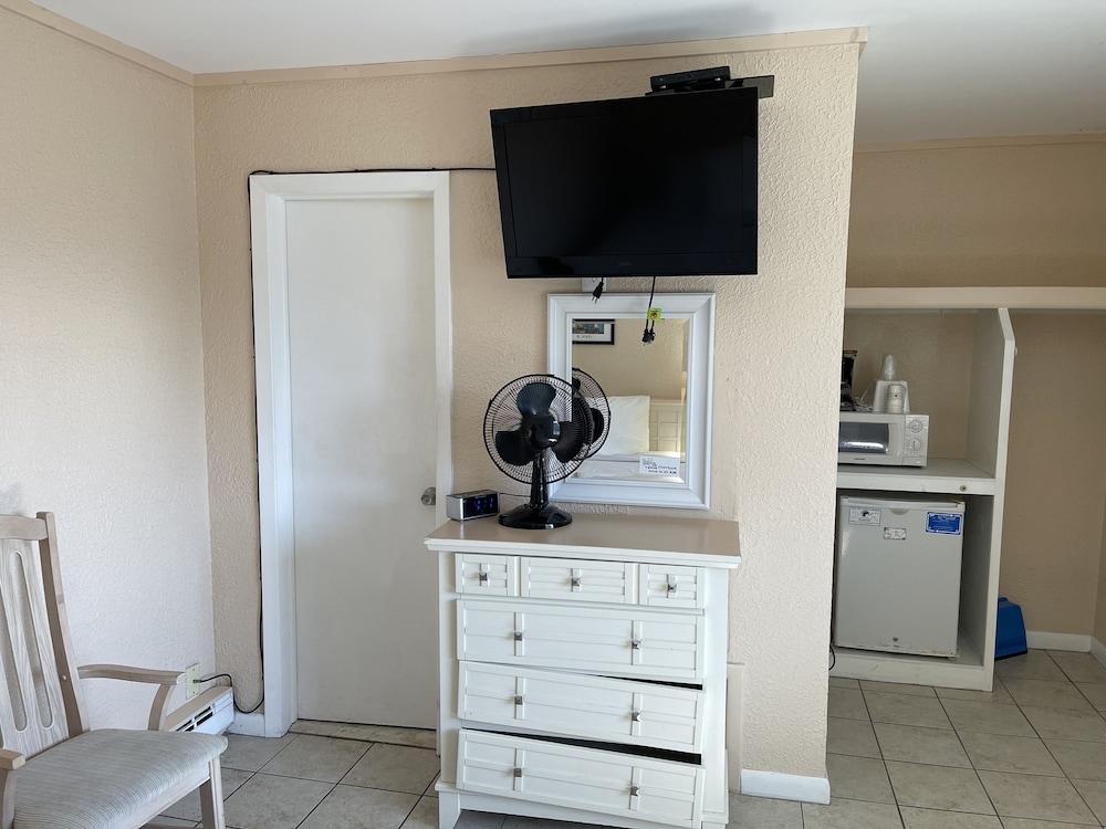 RusMar Motel photo 23