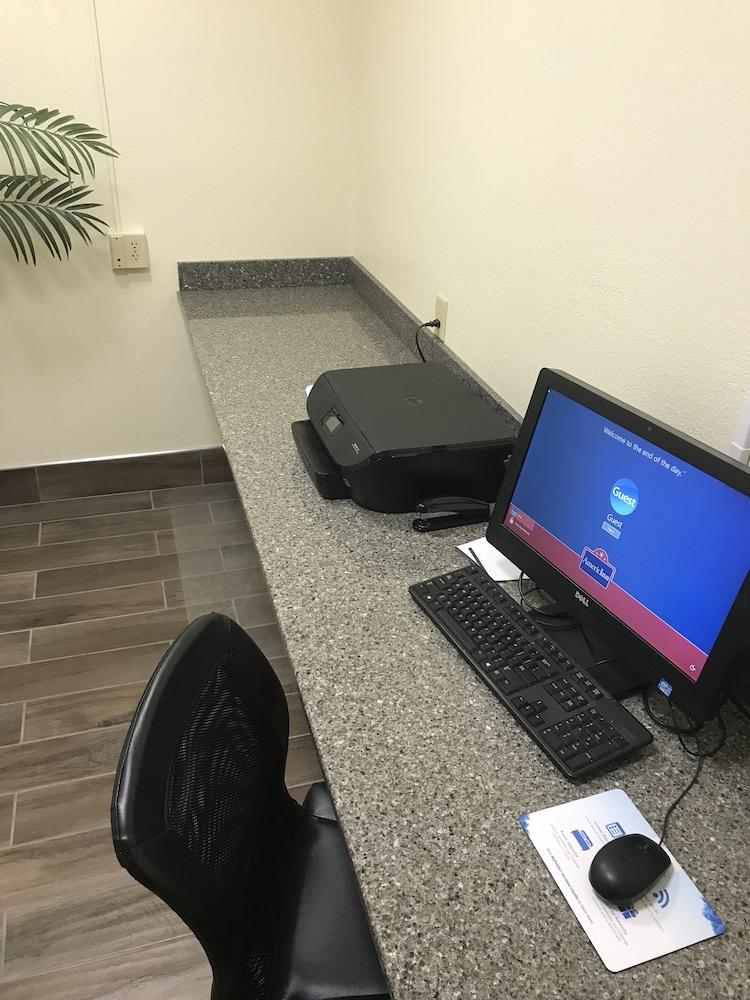 Comfort Inn & Suites Ogallala photo 17